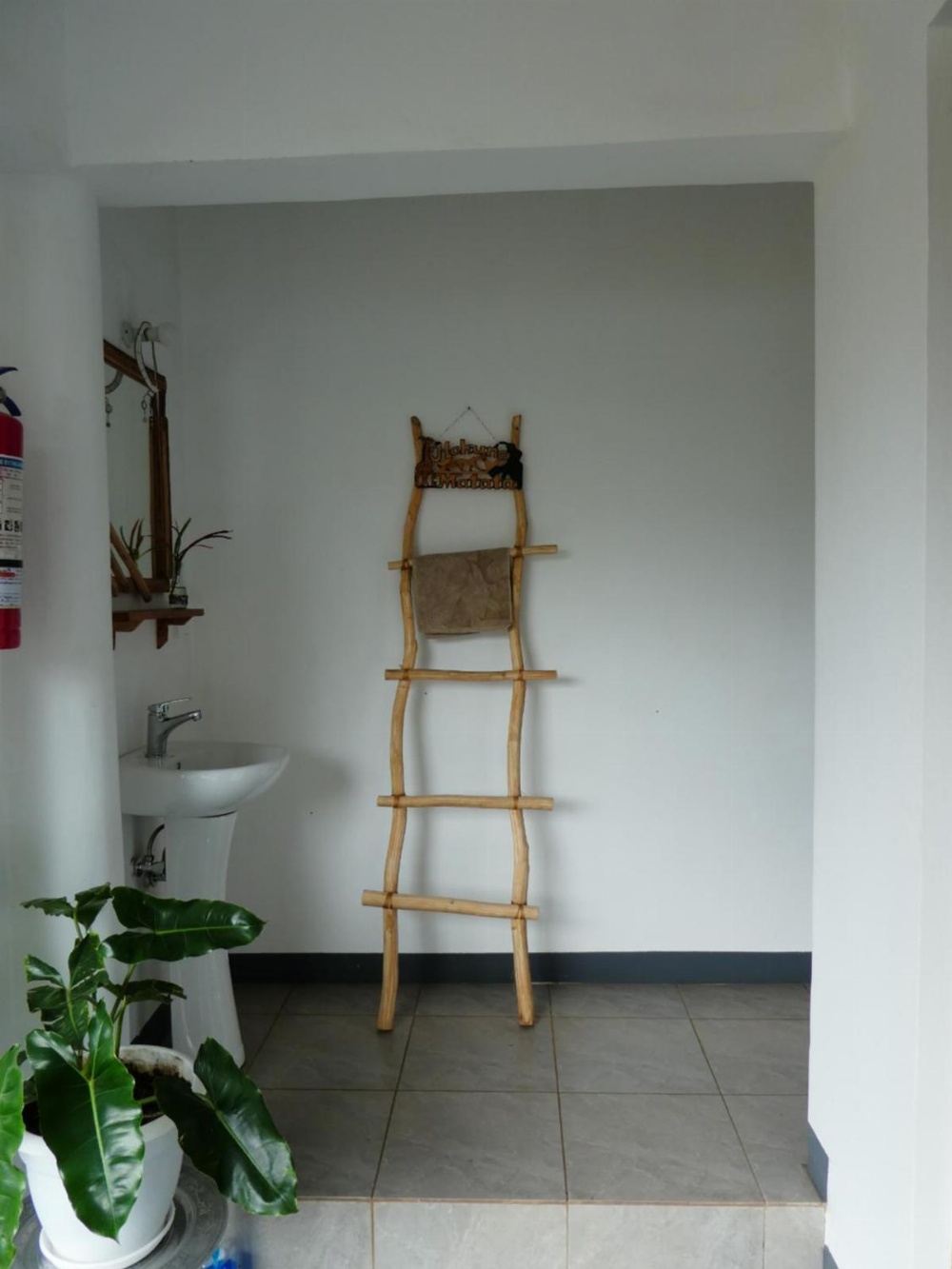 Hakuna Woga Inn Main image